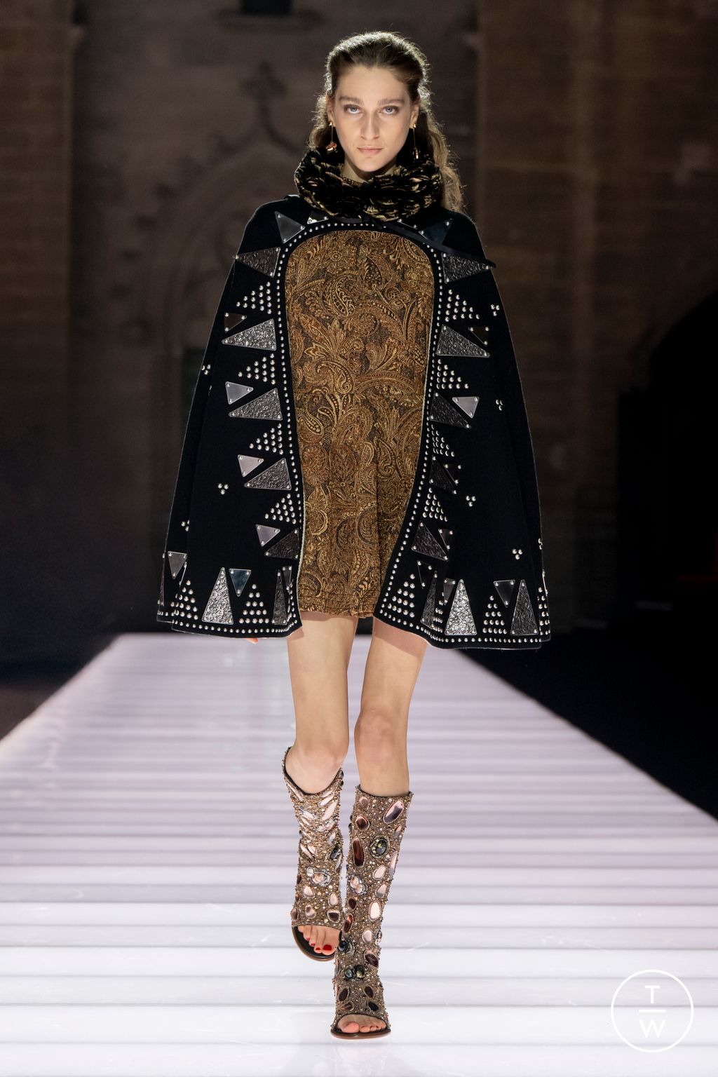 Fashion Week Paris Resort 2026 look 45 from the Louis Vuitton collection womenswear