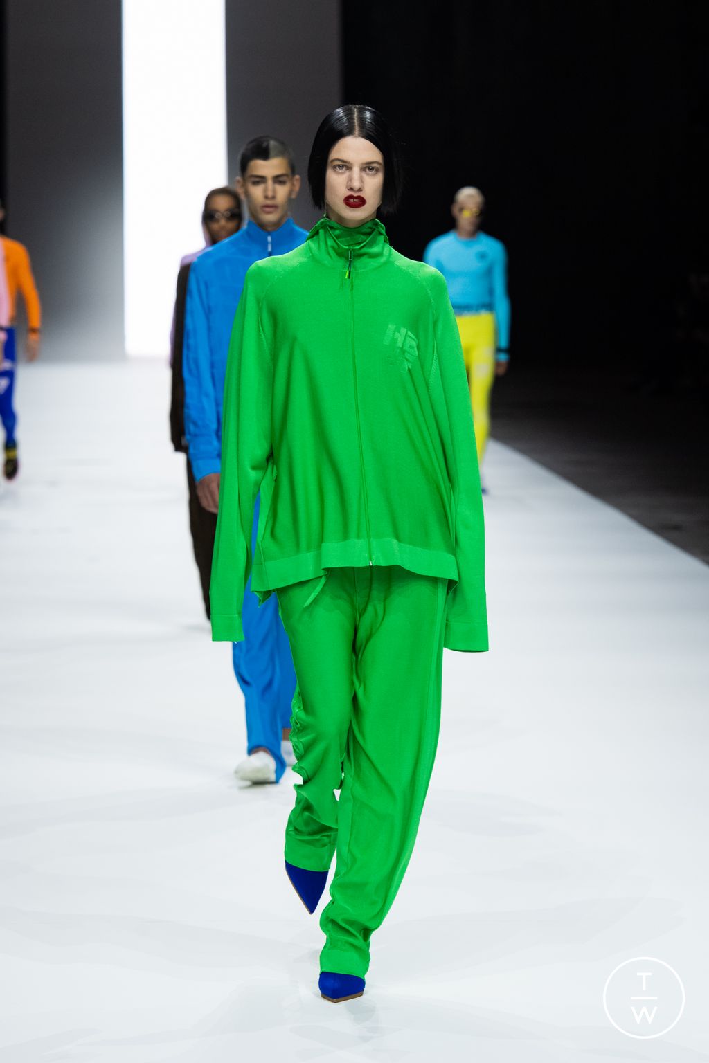 Fashion Week London Spring/Summer 2023 look 23 de la collection Haider Ackermann womenswear