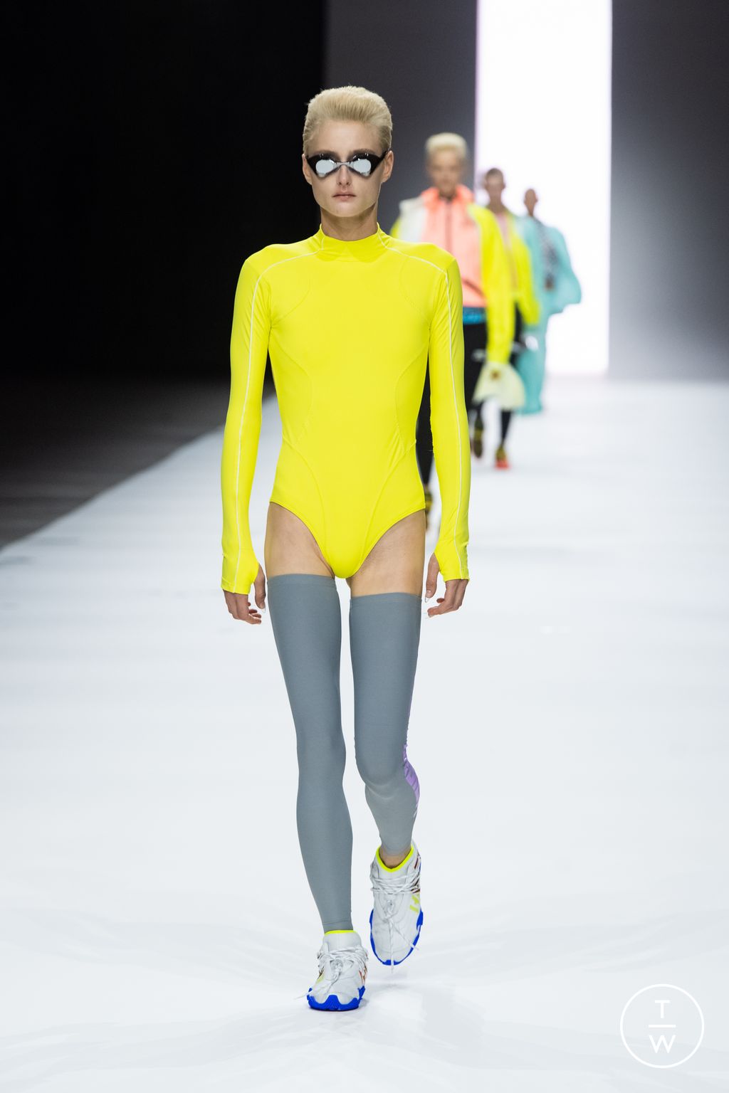 Fashion Week London Spring/Summer 2023 look 30 de la collection Haider Ackermann womenswear