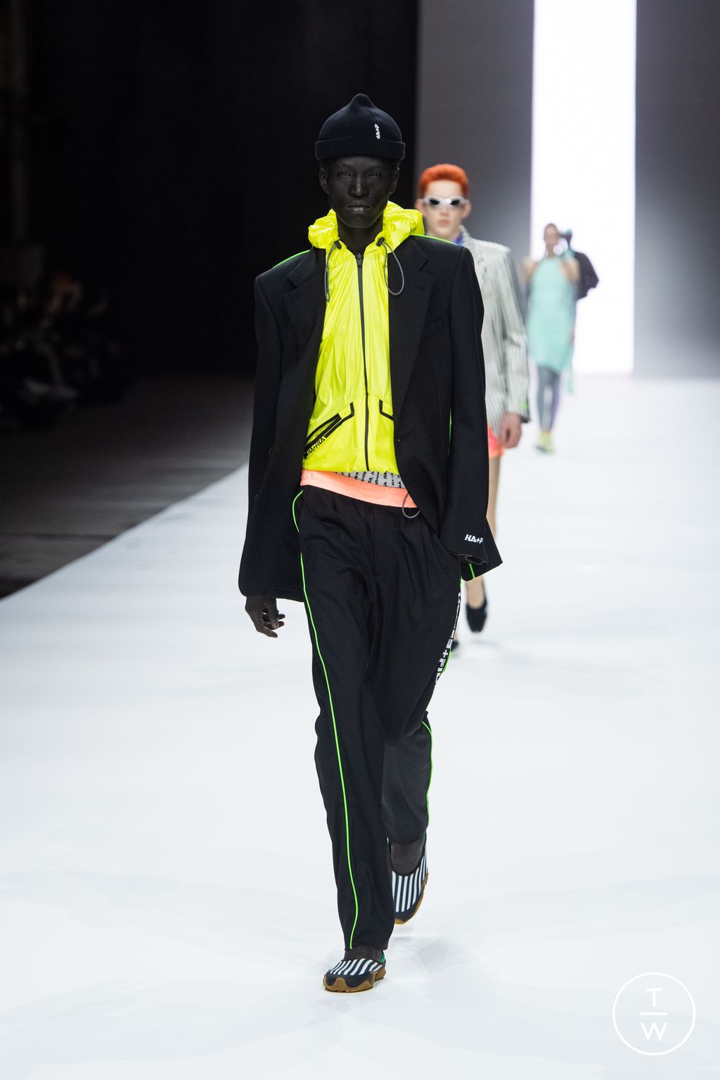 Fashion Week London Spring/Summer 2023 look 38 from the Haider Ackermann collection womenswear
