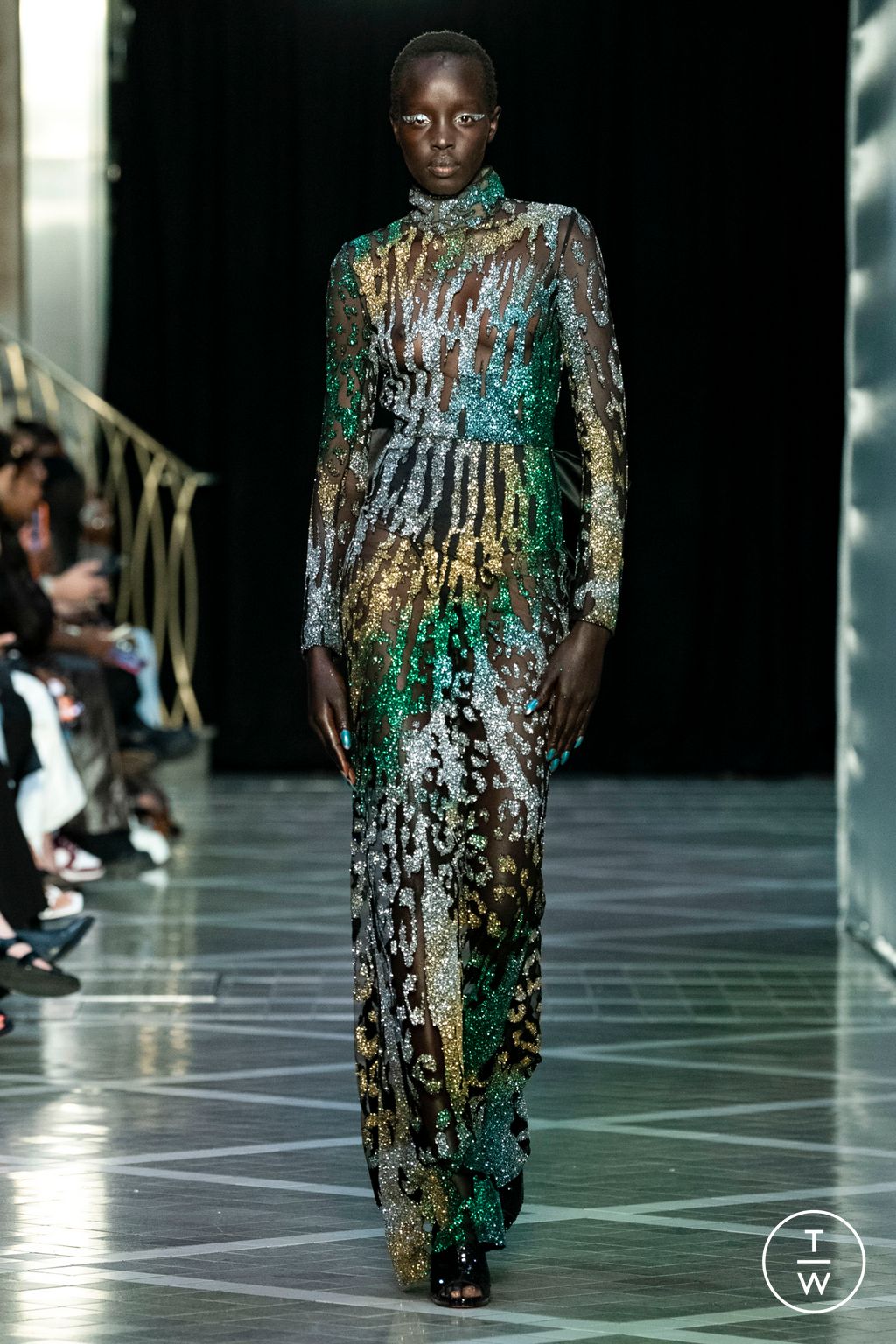 Fashion Week London Spring/Summer 2023 look 13 from the Halpern collection 女装