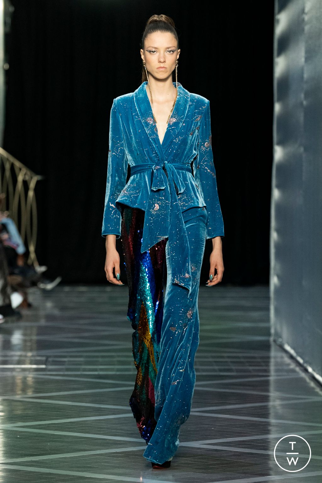 Fashion Week London Spring/Summer 2023 look 18 from the Halpern collection 女装
