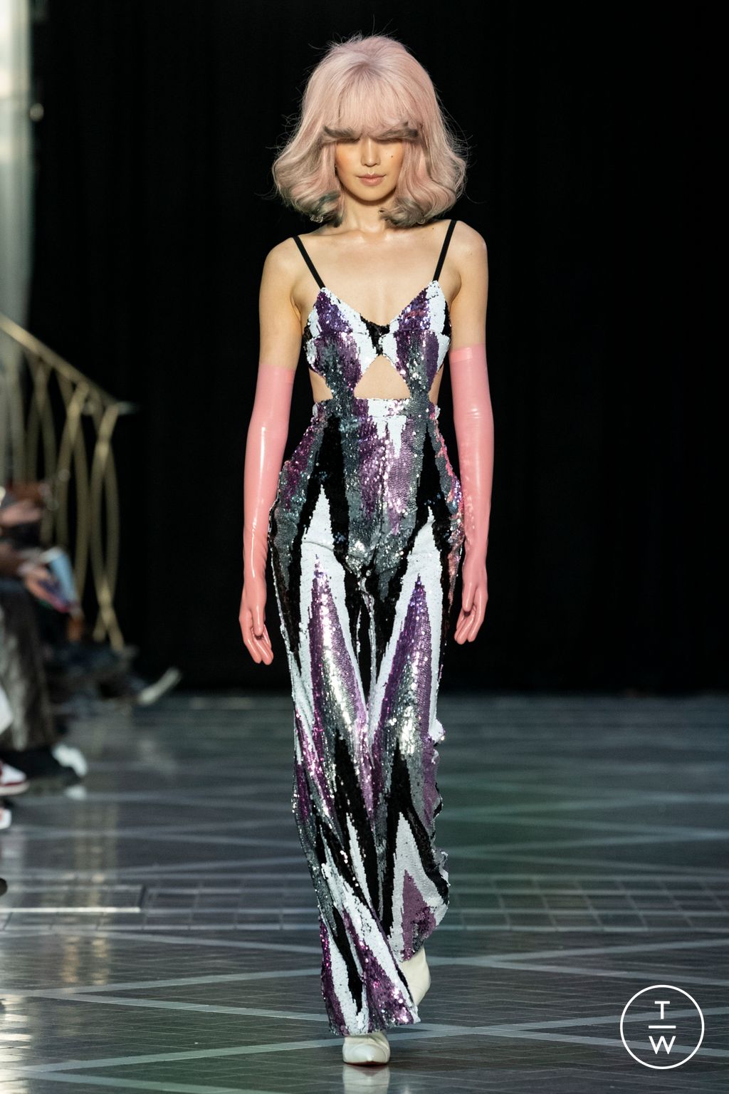 Fashion Week London Spring/Summer 2023 look 26 from the Halpern collection womenswear