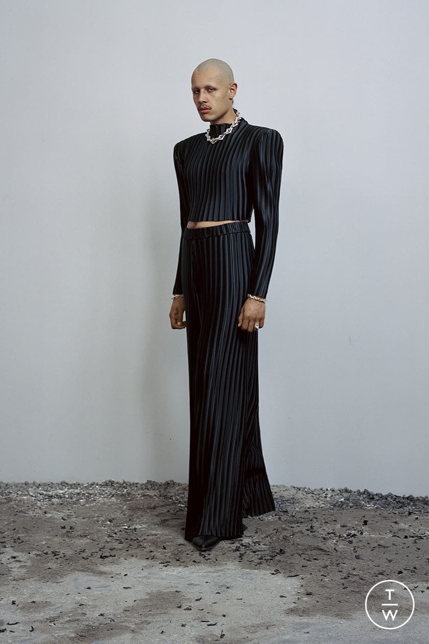 Fashion Week Milan Spring/Summer 2022 look 17 from the Han Kjobenhavn collection menswear