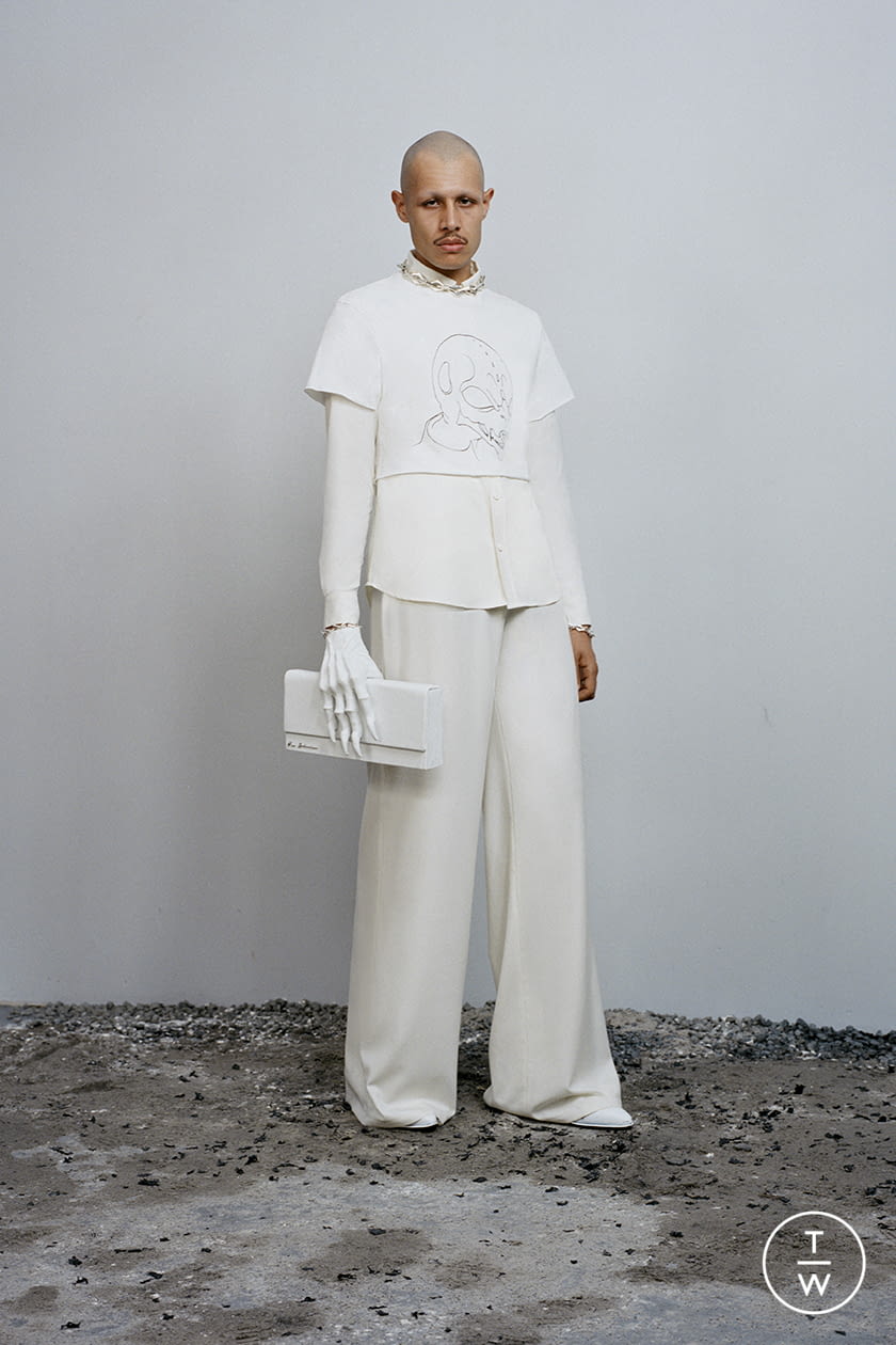 Fashion Week Milan Spring/Summer 2022 look 18 from the Han Kjobenhavn collection menswear