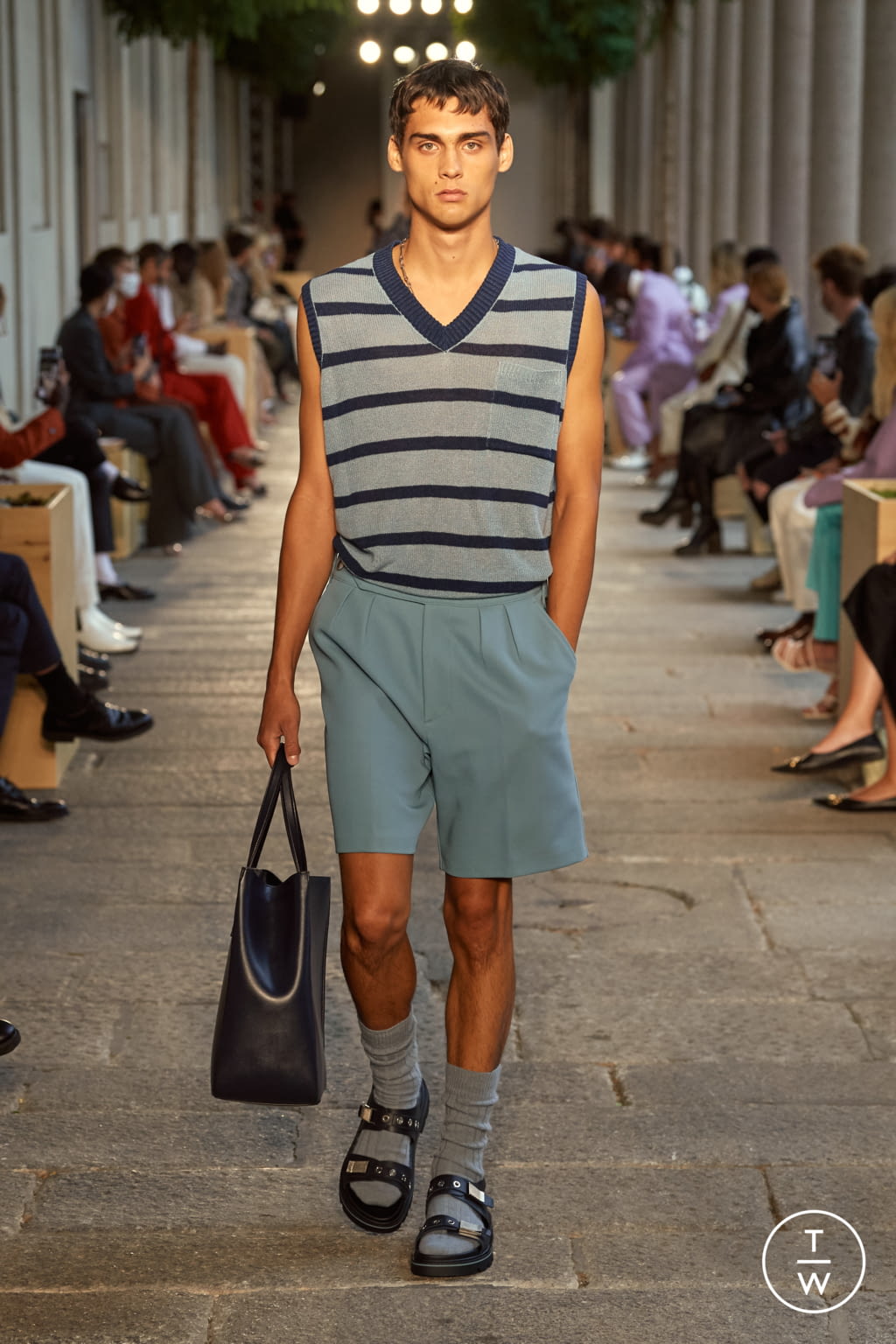 Fashion Week Milan Spring/Summer 2021 look 11 from the Boss collection 女装