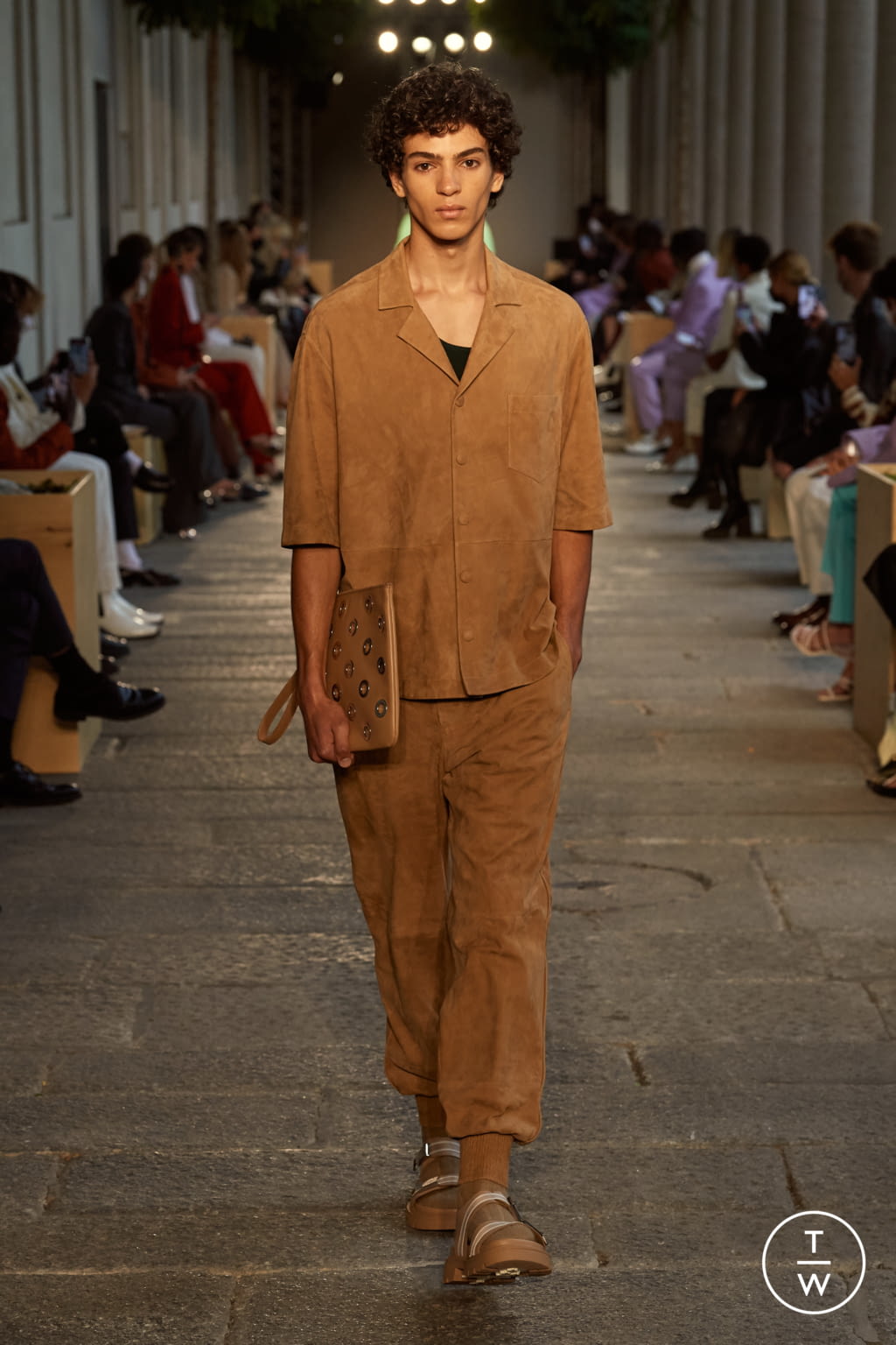 Fashion Week Milan Spring/Summer 2021 look 46 from the Boss collection 女装