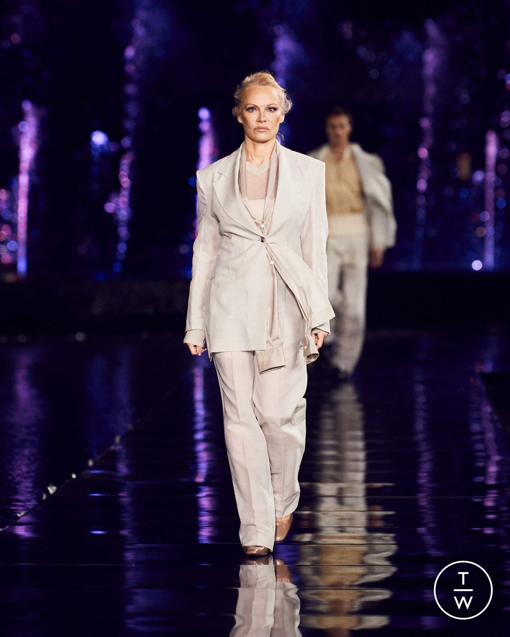Fashion Week Milan Spring/Summer 2023 look 1 de la collection Boss womenswear