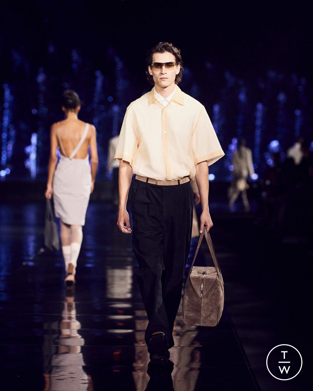 Fashion Week Milan Spring/Summer 2023 look 7 from the Boss collection 女装