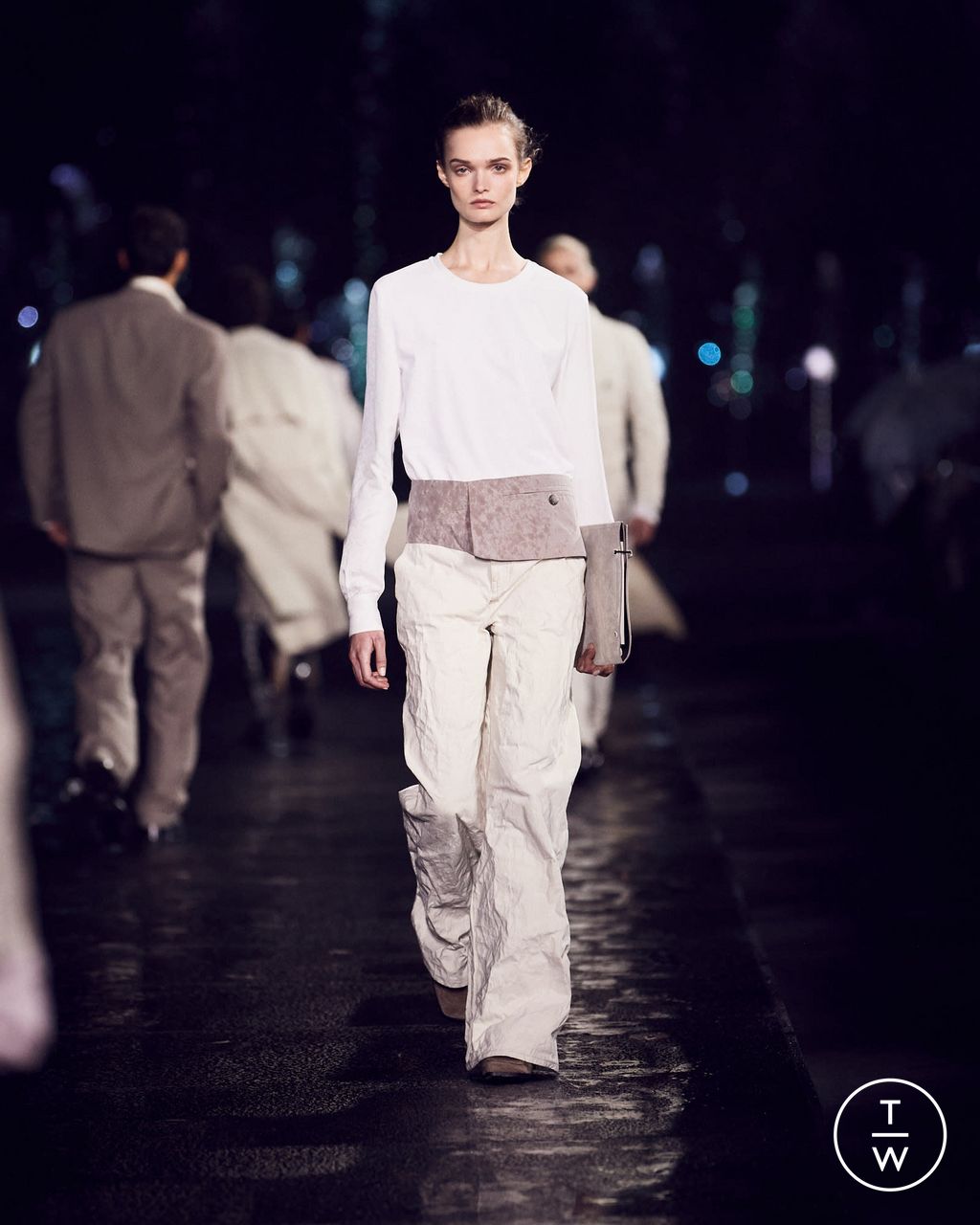 Fashion Week Milan Spring/Summer 2023 look 37 from the Boss collection 女装