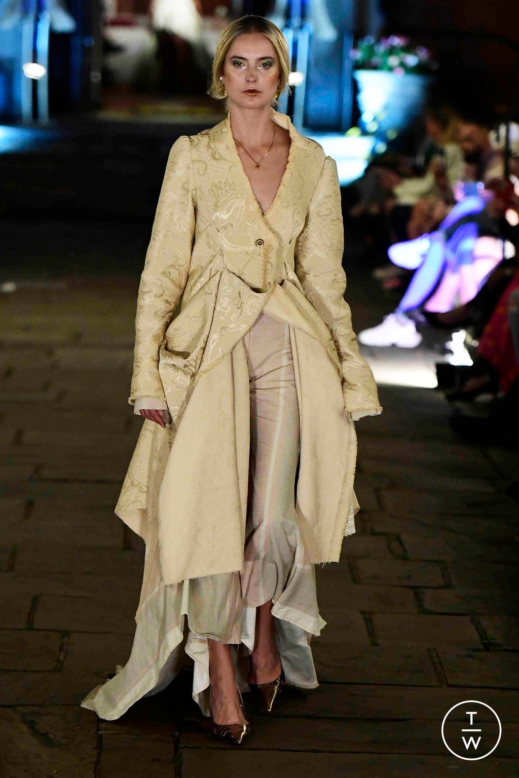Fashion Week London Spring/Summer 2024 look 4 de la collection Hector Maclean womenswear