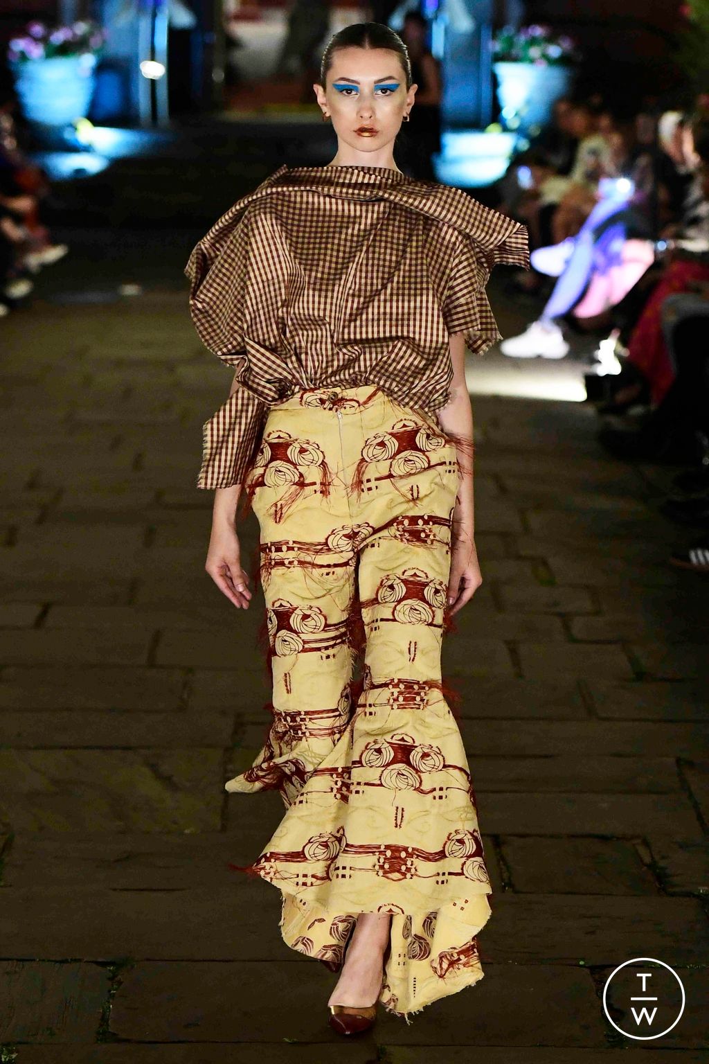Fashion Week London Spring/Summer 2024 look 6 from the Hector Maclean collection womenswear