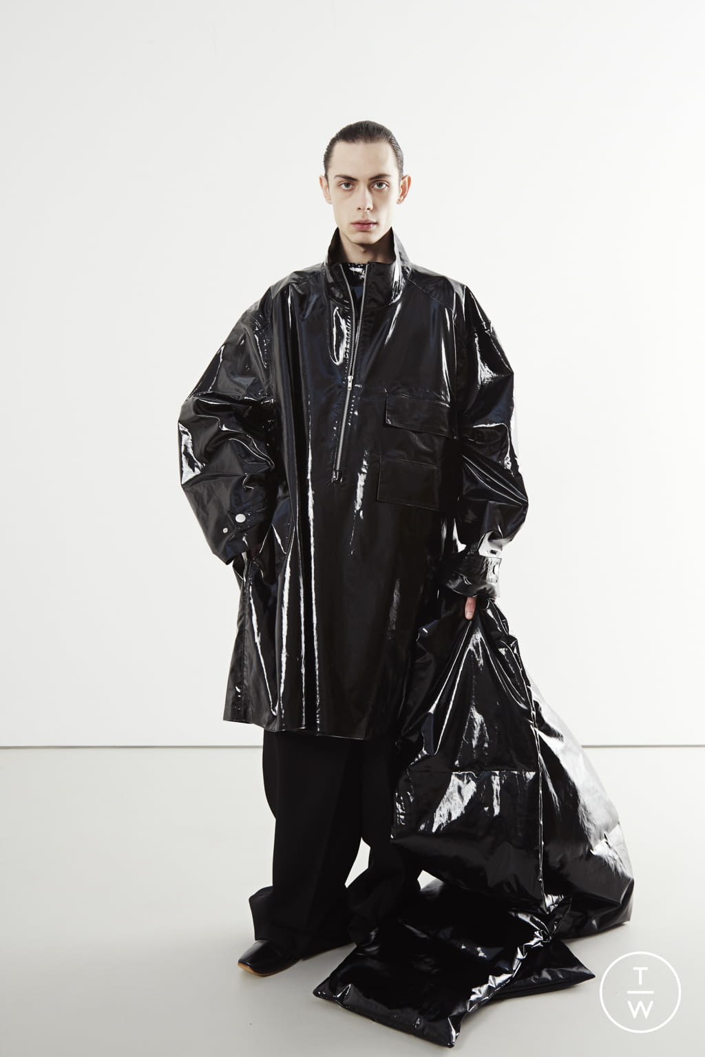 Fashion Week Paris Fall/Winter 2022 look 3 from the Hed Mayner collection 男装