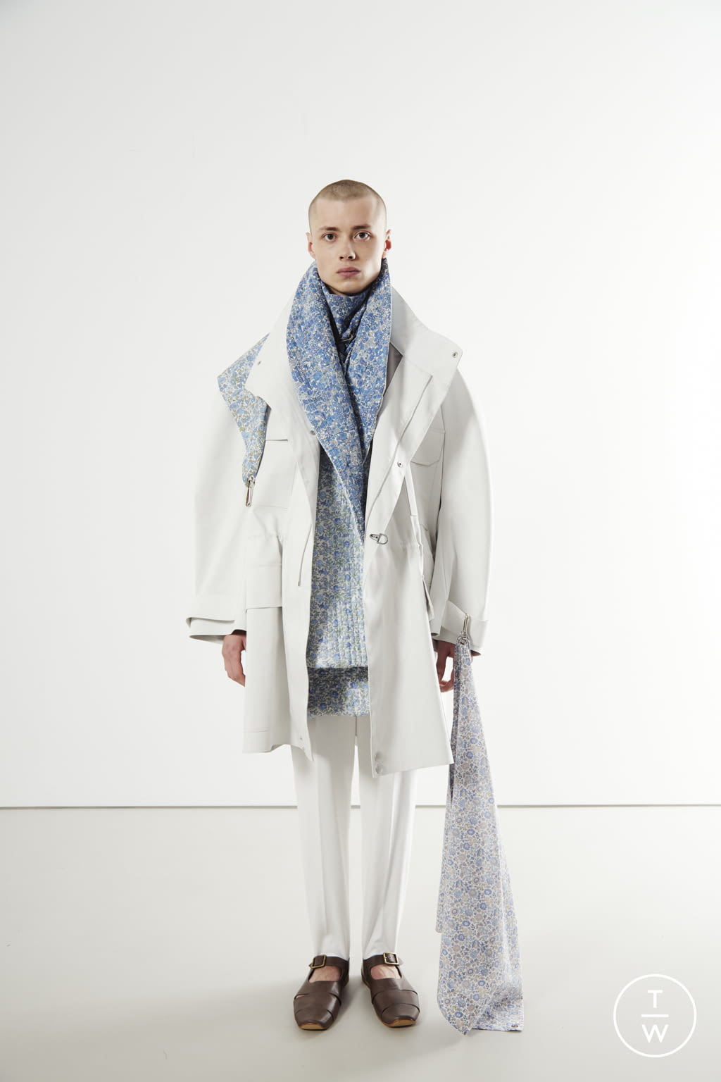 Fashion Week Paris Fall/Winter 2022 look 26 de la collection Hed Mayner menswear