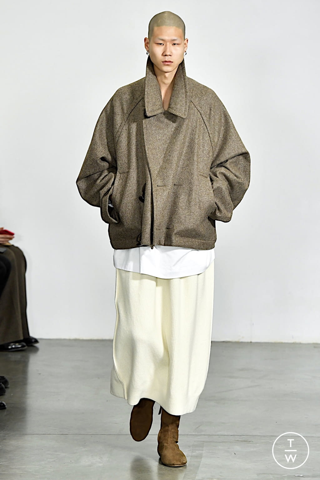Fashion Week Paris Fall/Winter 2020 look 12 from the Hed Mayner collection menswear