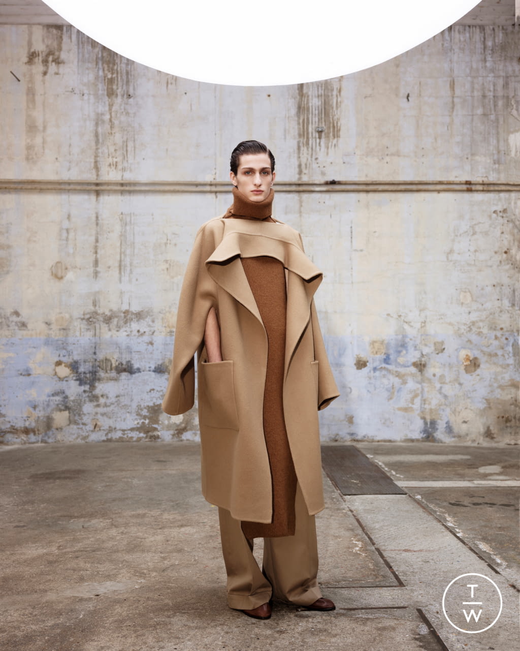 Fashion Week Paris Fall/Winter 2021 look 2 de la collection Hed Mayner menswear