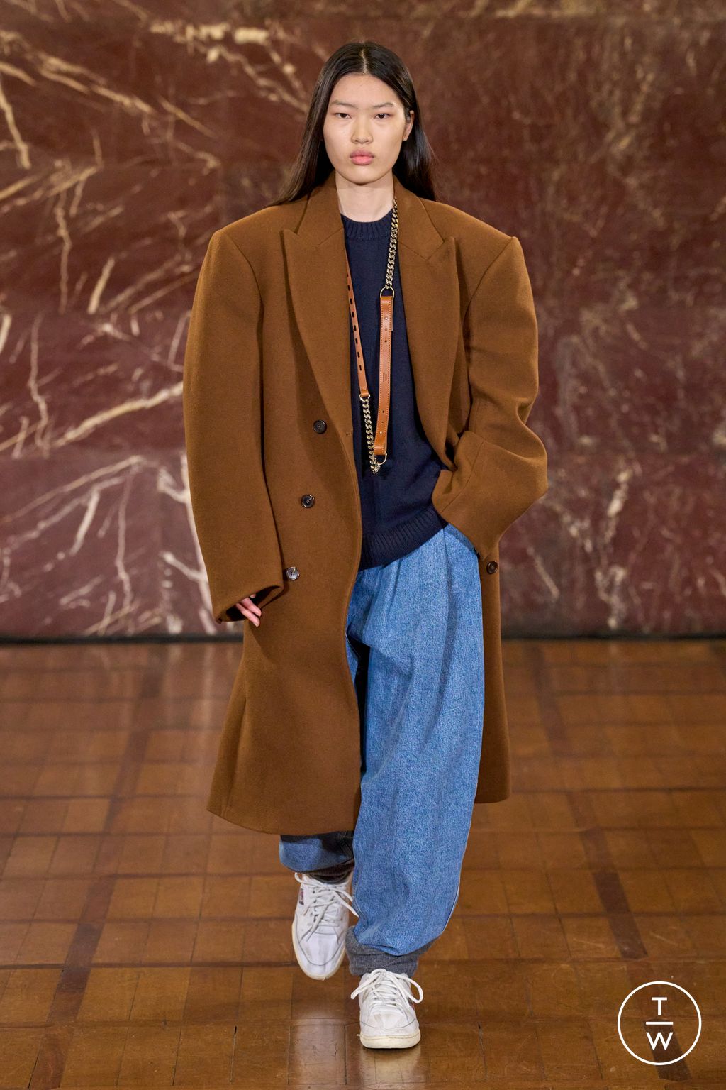 Fashion Week Florence - Pitti Fall/Winter 2026 look 21 de la collection Hed Mayner menswear