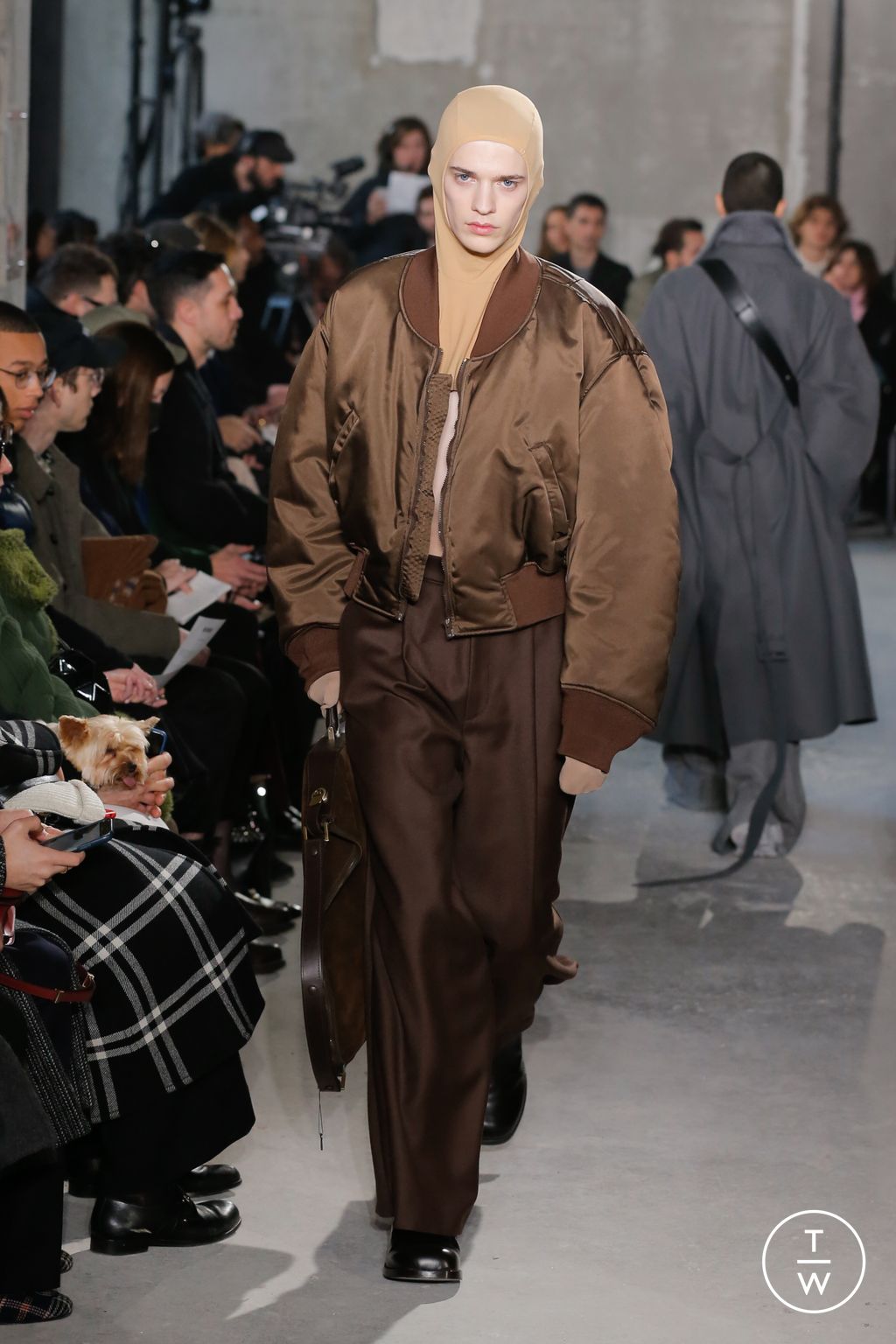 Fashion Week Paris Fall/Winter 2023 look 23 de la collection Hed Mayner menswear