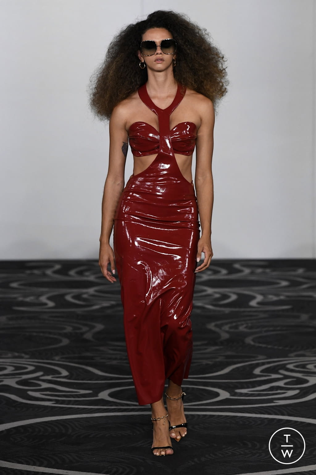 Fashion Week London Spring/Summer 2022 look 15 from the Helen Anthony collection 女装