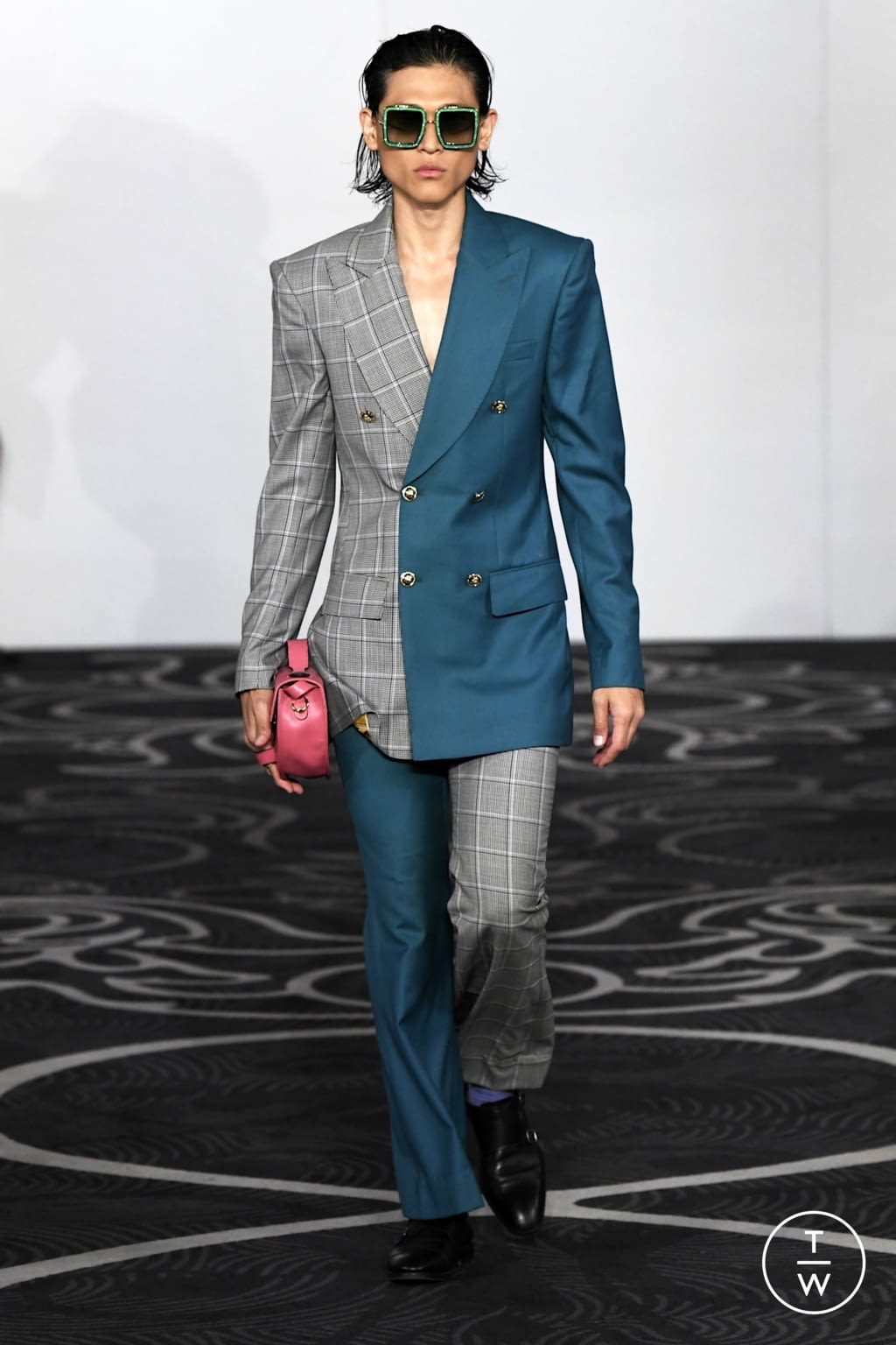 Fashion Week London Spring/Summer 2022 look 76 from the Helen Anthony collection womenswear