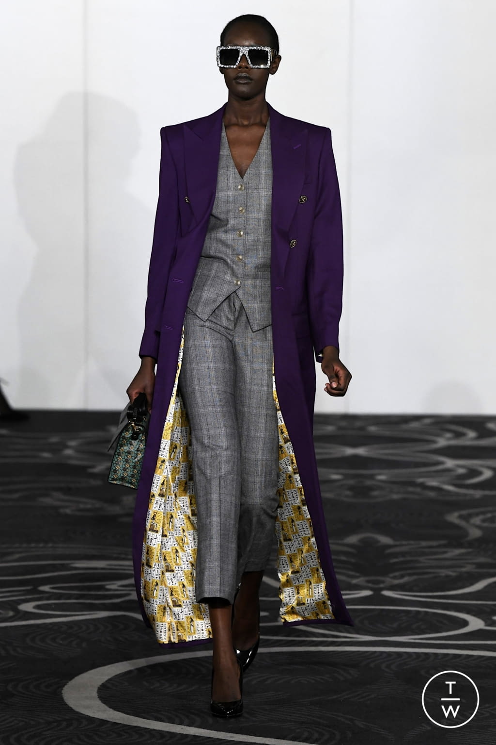 Fashion Week London Spring/Summer 2022 look 97 from the Helen Anthony collection womenswear
