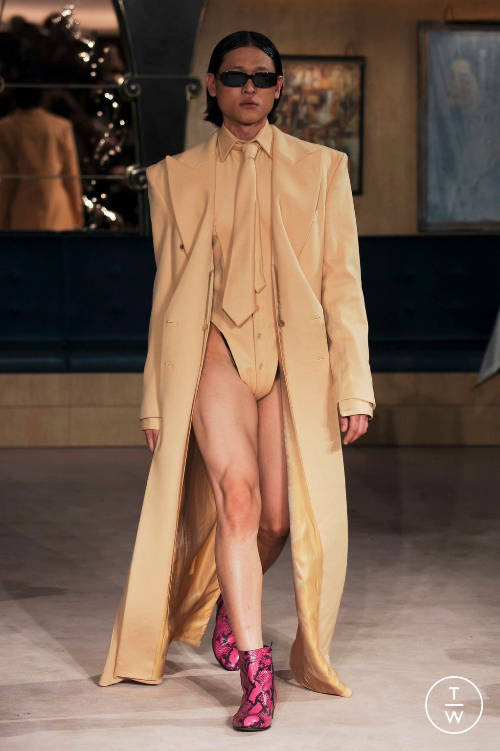 Fashion Week London Fall/Winter 2023 look 7 from the Helen Anthony collection womenswear
