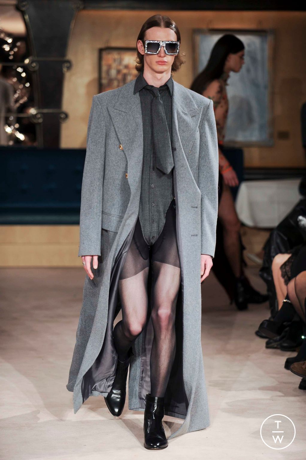 Fashion Week London Fall/Winter 2023 look 18 from the Helen Anthony collection womenswear