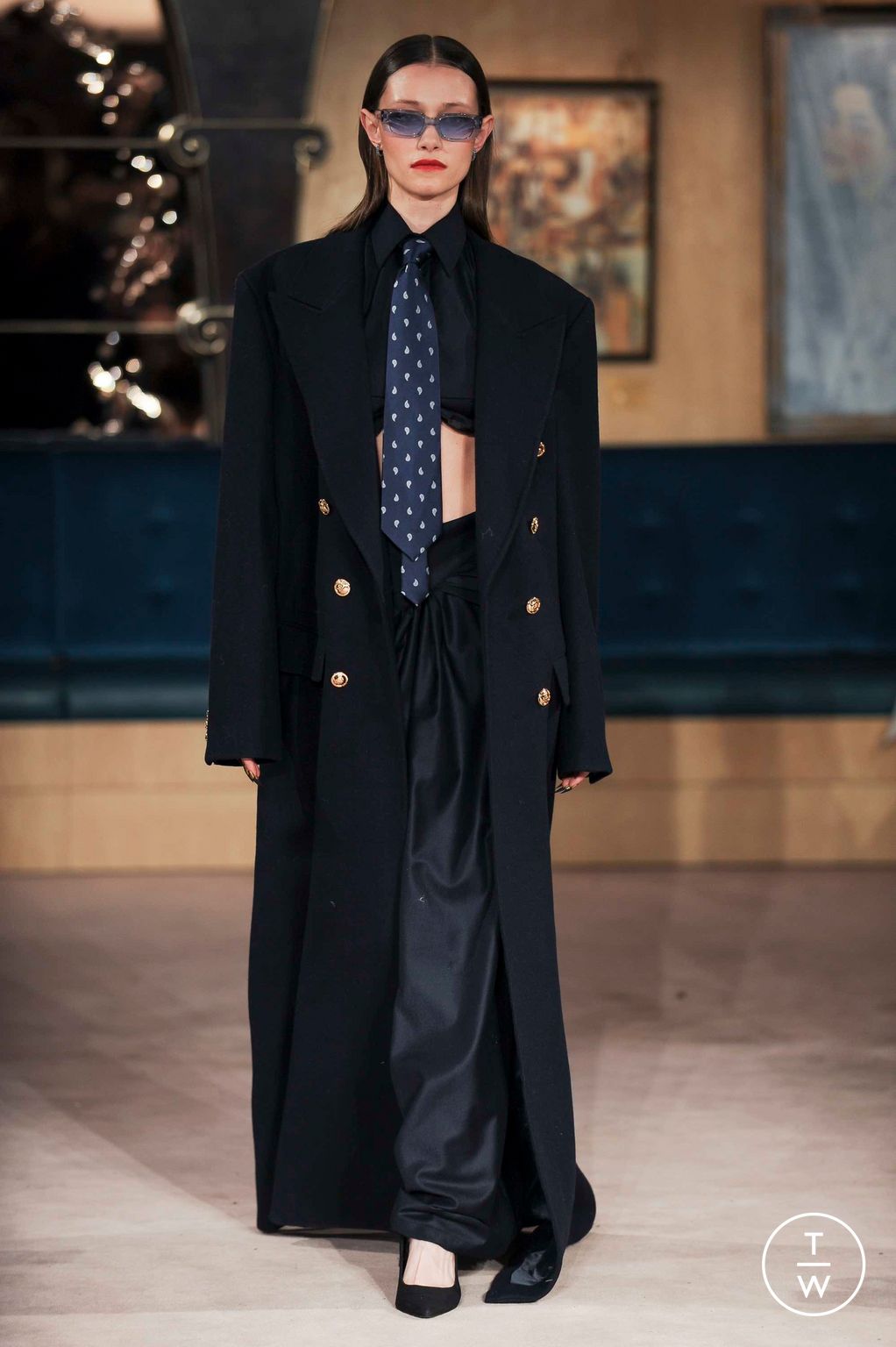 Fashion Week London Fall/Winter 2023 look 34 from the Helen Anthony collection womenswear