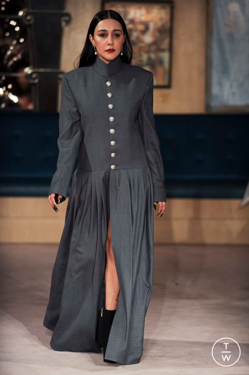 Fashion Week London Fall/Winter 2023 look 38 from the Helen Anthony collection womenswear