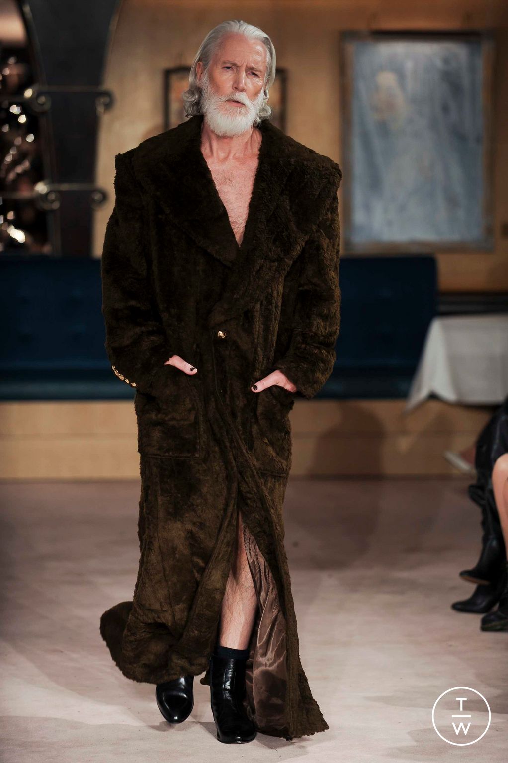 Fashion Week London Fall/Winter 2023 look 63 from the Helen Anthony collection womenswear
