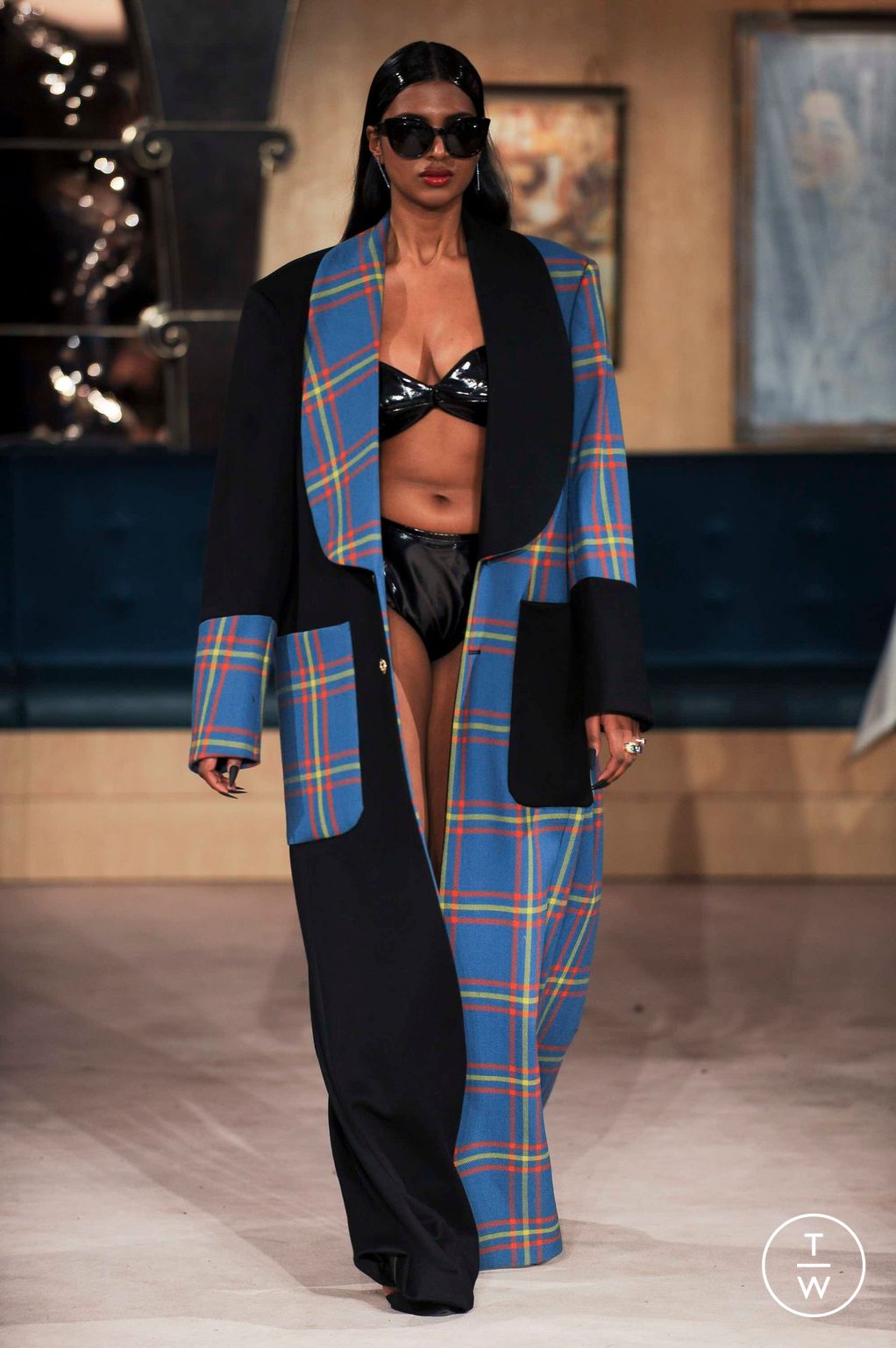 Fashion Week London Fall/Winter 2023 look 70 from the Helen Anthony collection womenswear
