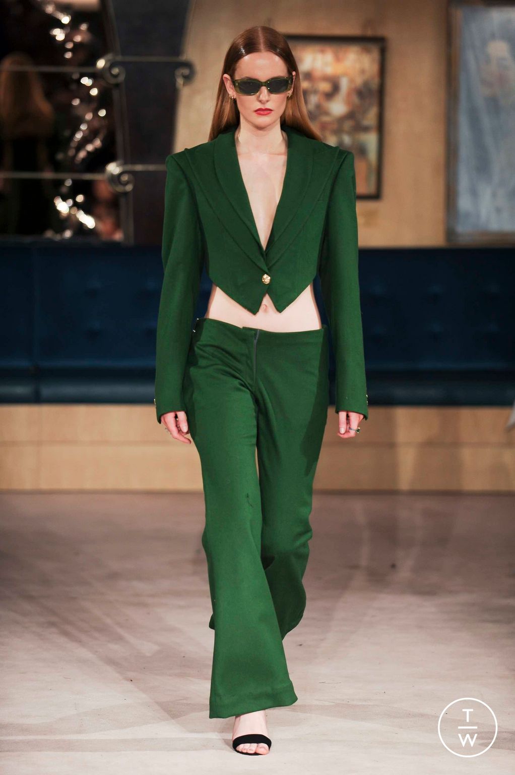 Fashion Week London Fall/Winter 2023 look 106 from the Helen Anthony collection 女装
