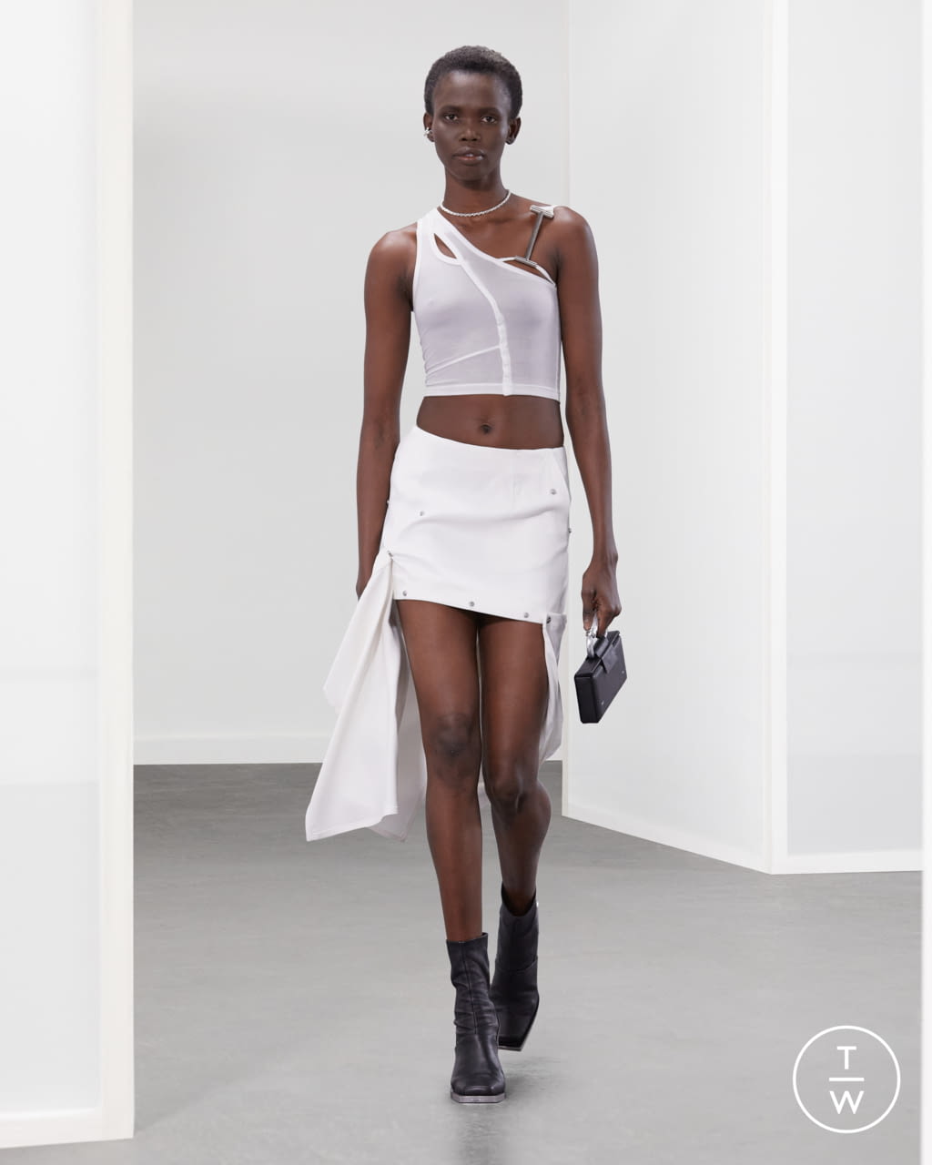 Louis Vuitton SS22 menswear #9 - Tagwalk: The Fashion Search Engine