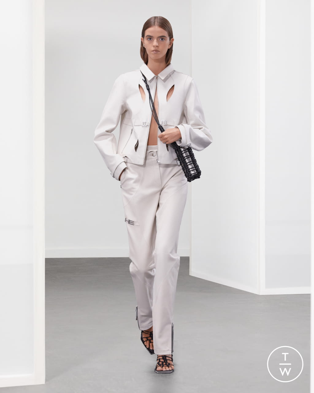 Fashion Week Paris Spring/Summer 2022 look 28 de la collection Heliot Emil womenswear