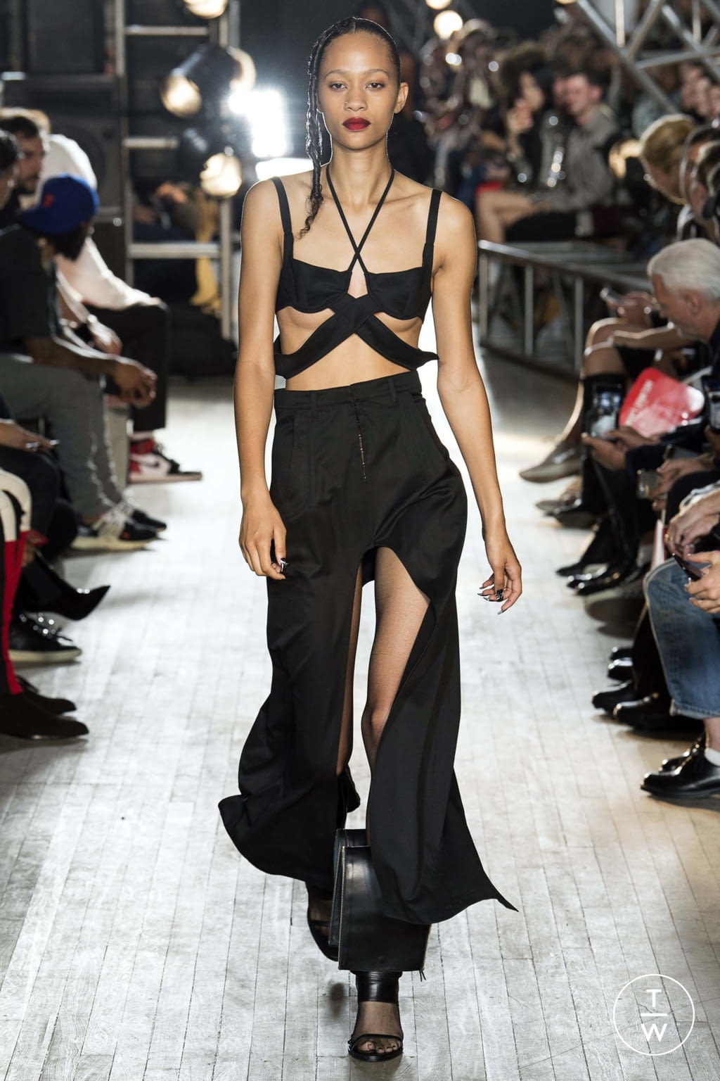 Fashion Week New York Spring/Summer 2018 look 1 from the Helmut Lang collection womenswear