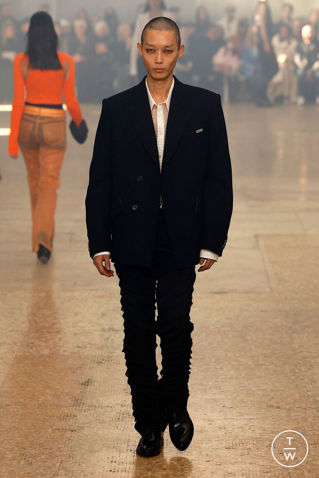 Fashion Week New York Fall/Winter 2024 look 7 from the Helmut Lang collection 女装