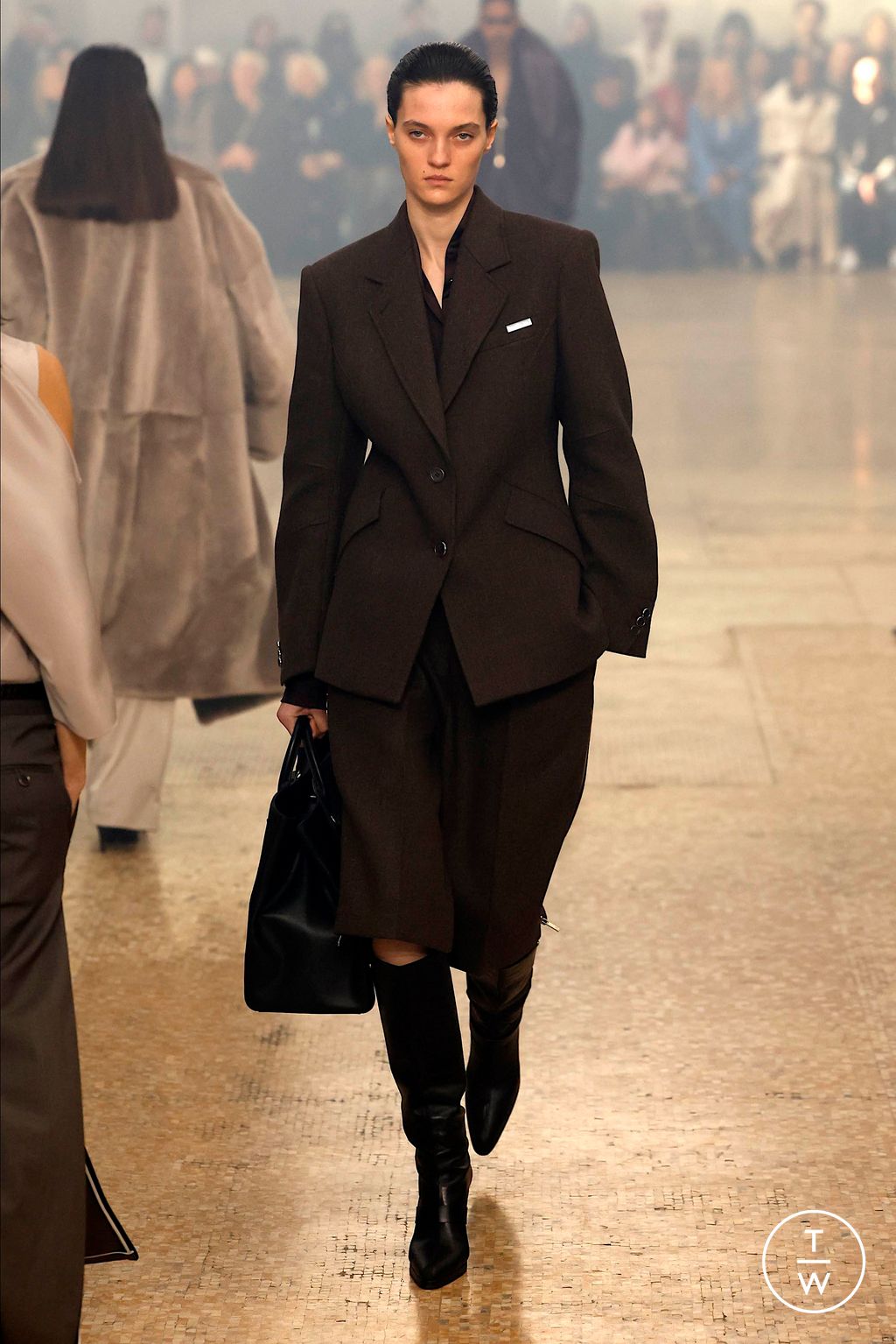 Fashion Week New York Fall/Winter 2024 look 18 de la collection Helmut Lang womenswear