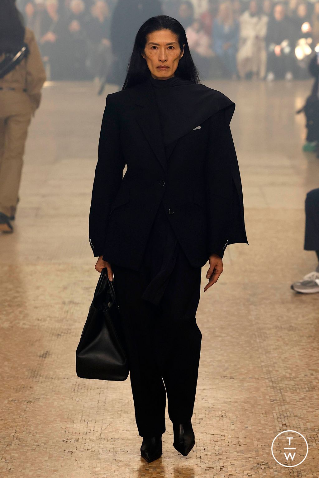 Fashion Week New York Fall/Winter 2024 look 27 from the Helmut Lang collection womenswear