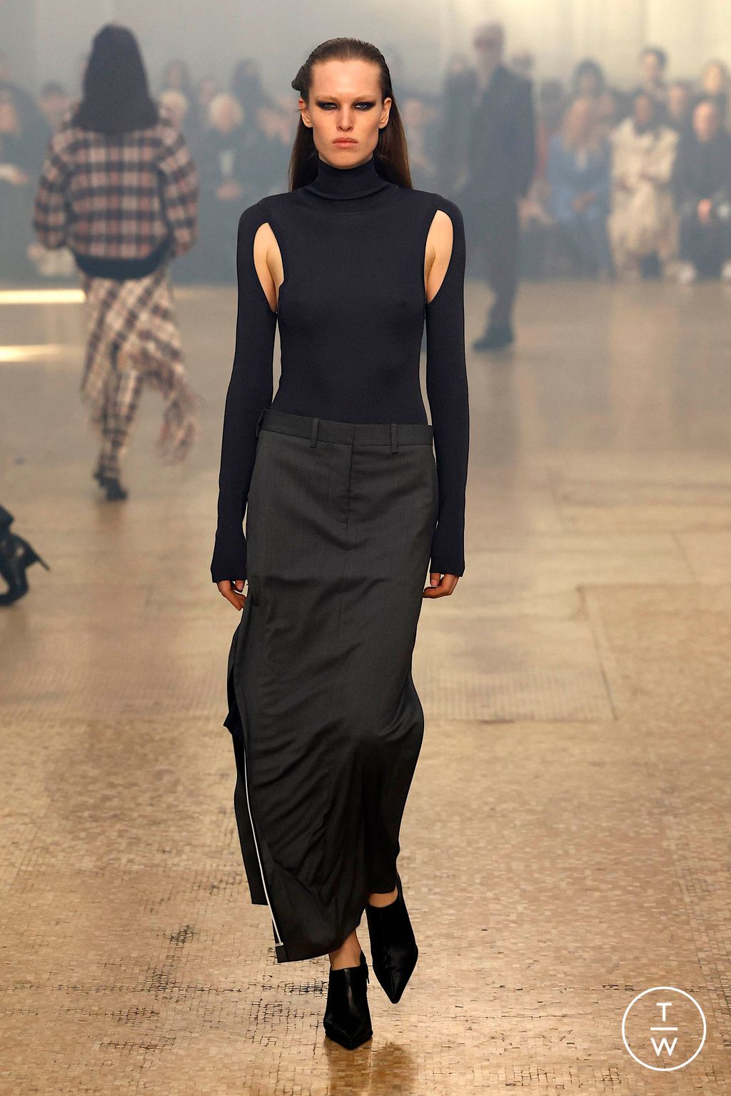 Fashion Week New York Fall/Winter 2024 look 35 from the Helmut Lang collection 女装
