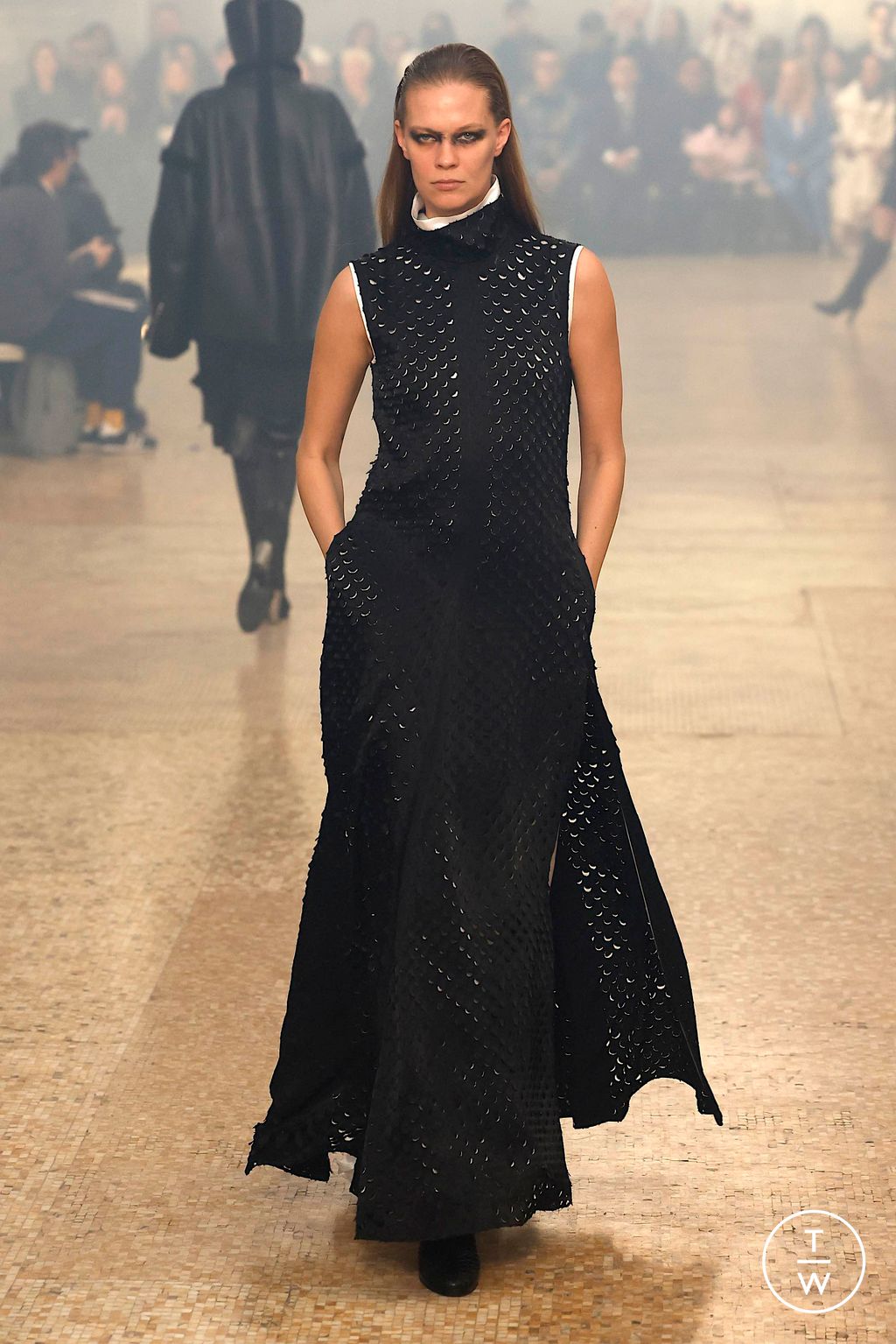 Fashion Week New York Fall/Winter 2024 look 47 de la collection Helmut Lang womenswear