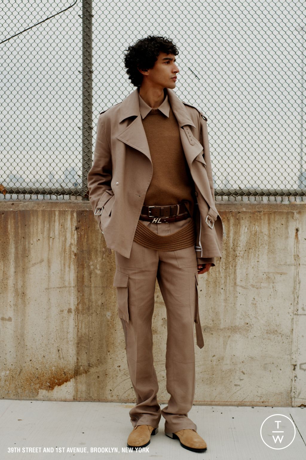 Fashion Week New York Pre-Fall 2024 look 17 from the Helmut Lang collection 女装