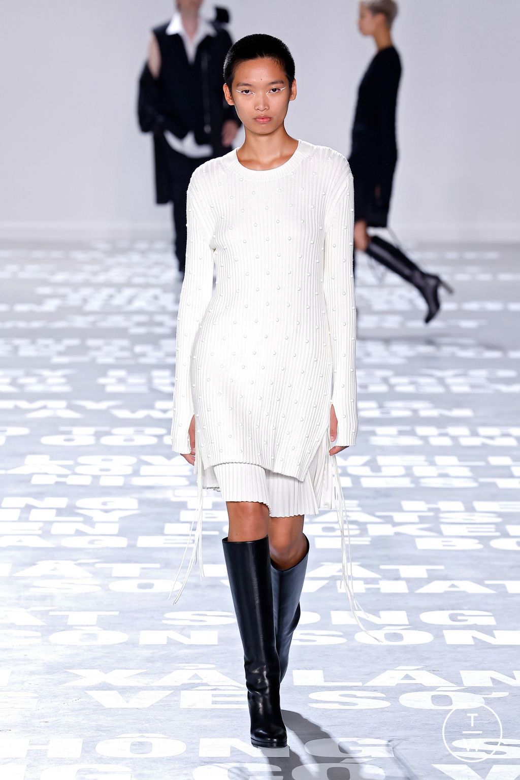 Fashion Week New York Spring/Summer 2024 look 12 from the Helmut Lang collection womenswear