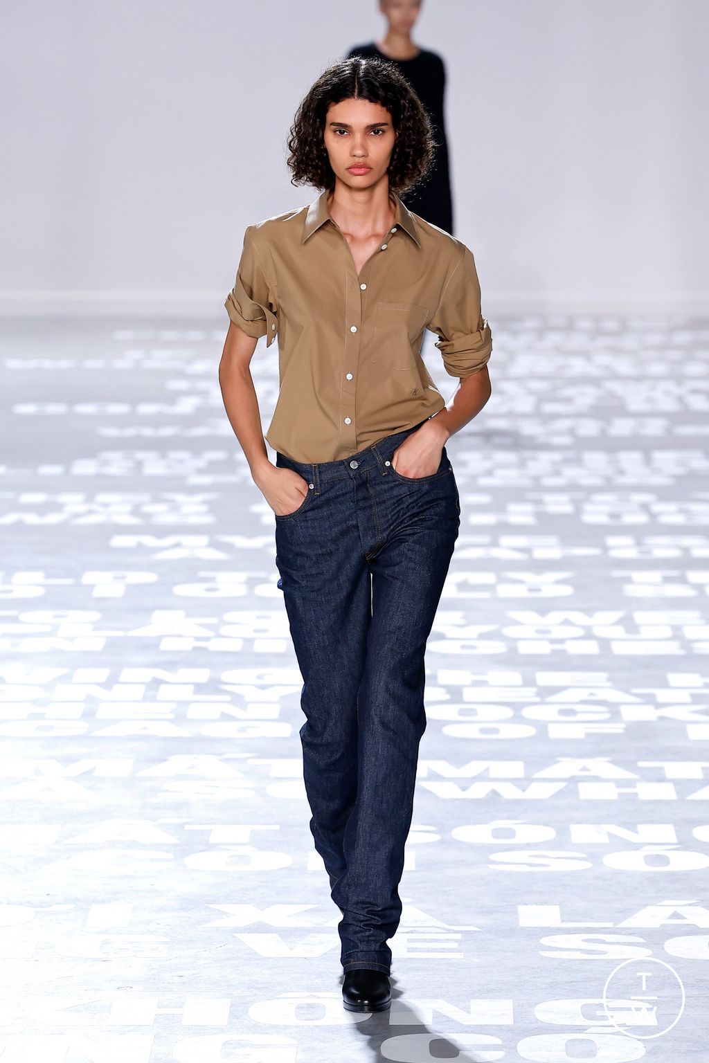 Fashion Week New York Spring/Summer 2024 look 16 de la collection Helmut Lang womenswear