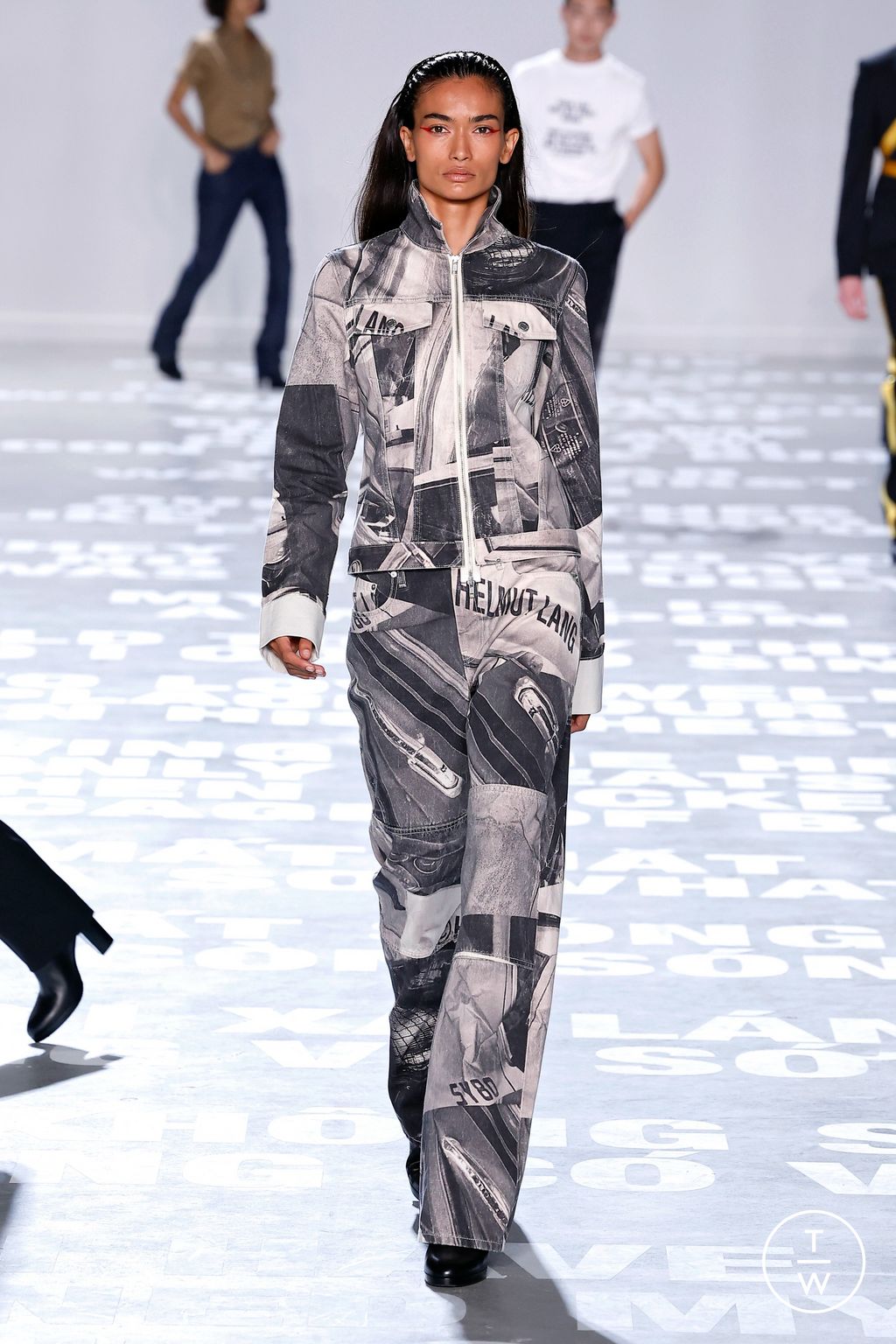 Fashion Week New York Spring/Summer 2024 look 25 from the Helmut Lang collection womenswear
