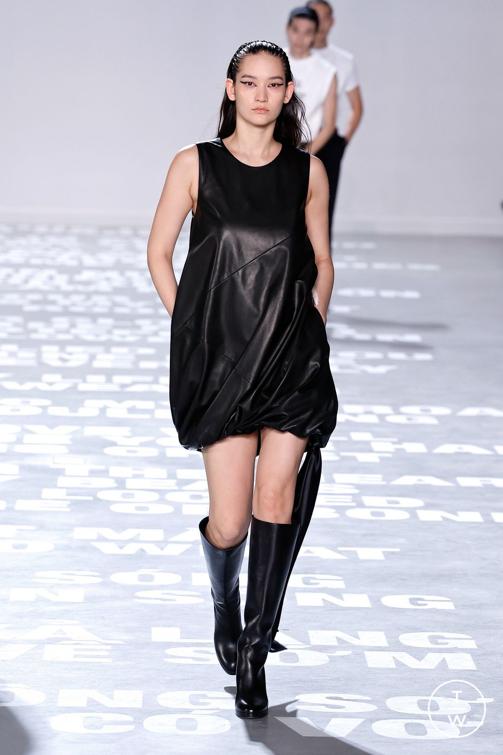 Fashion Week New York Spring/Summer 2024 look 29 from the Helmut Lang collection womenswear
