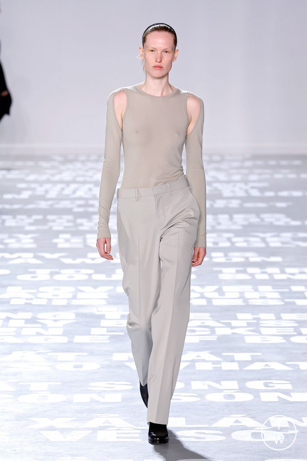 Fashion Week New York Spring/Summer 2024 look 36 from the Helmut Lang collection womenswear