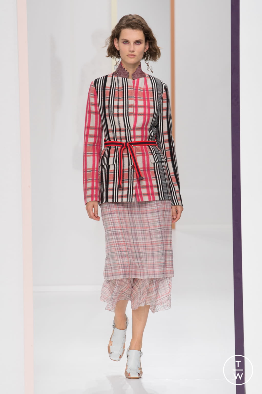 hermès s/s 18 女装 #6 - the fashion search engine - tagwalk