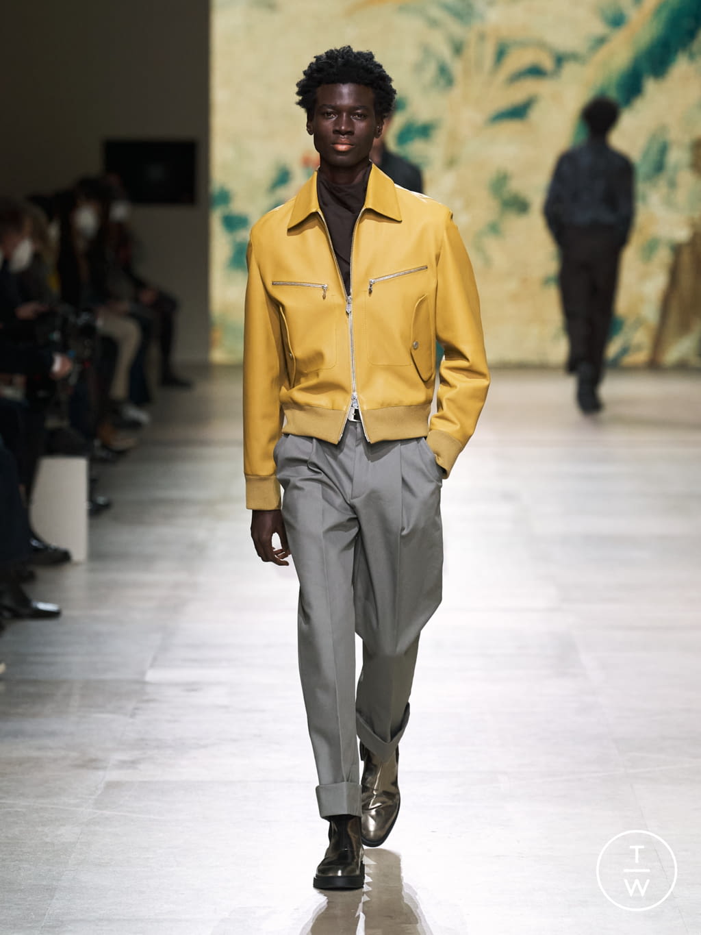 Fashion Week Paris Fall/Winter 2022 look 5 from the Hermès collection menswear