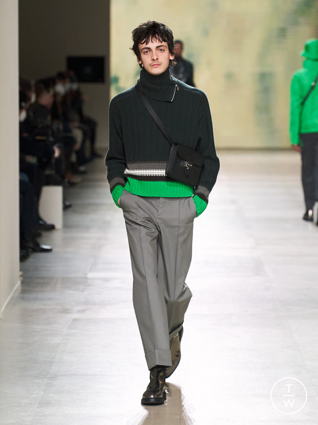 Fashion Week Paris Fall/Winter 2022 look 24 de la collection Hermès menswear