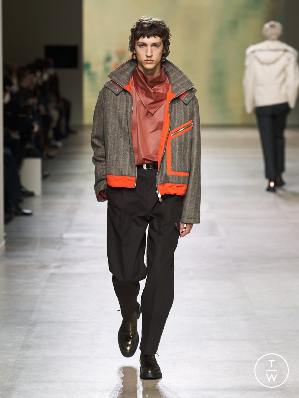 Fashion Week Paris Fall/Winter 2022 look 32 from the Hermès collection menswear